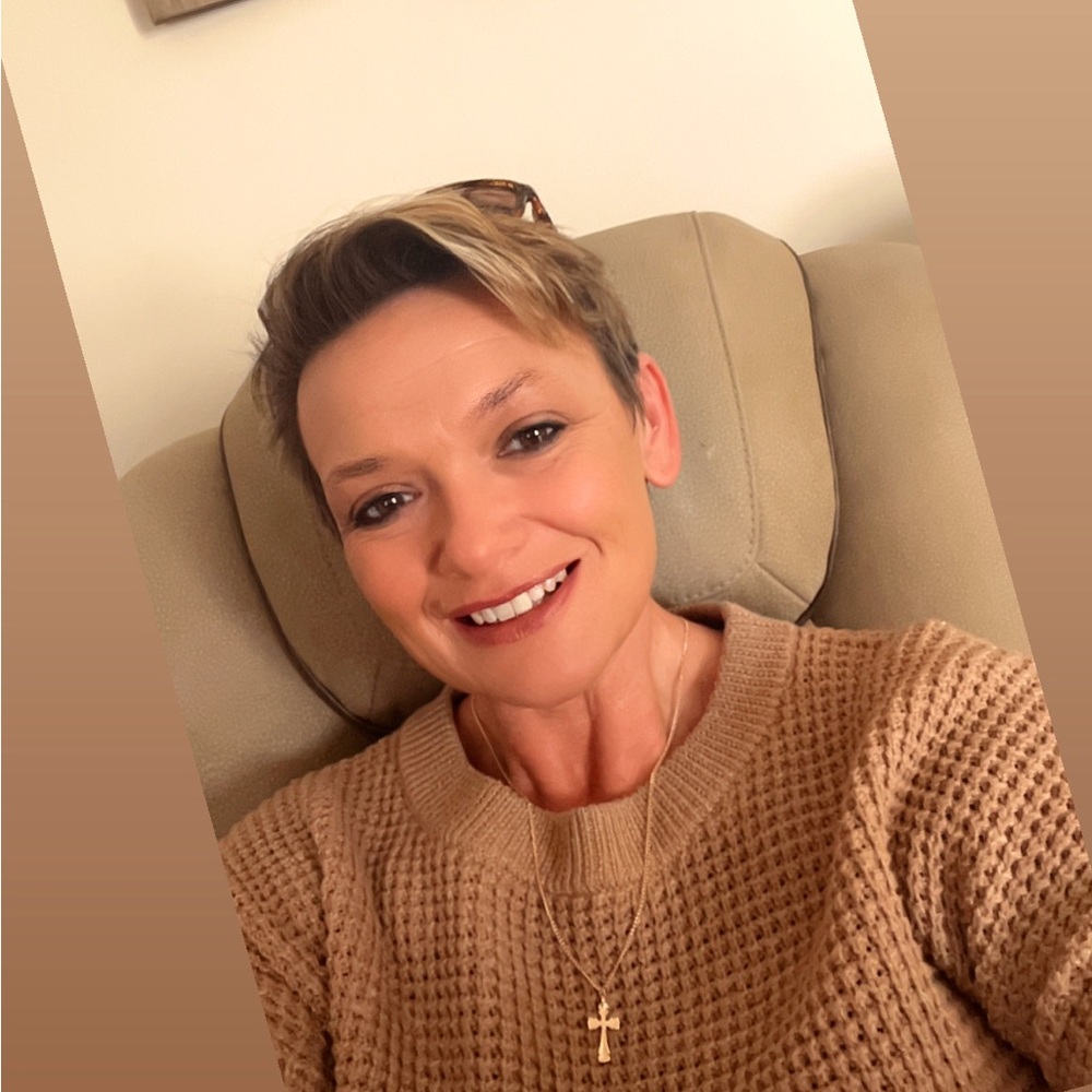 Meet your Posher, Jennifer